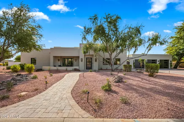 Paradise Valley, AZ 85253,6715 E Beryl Avenue