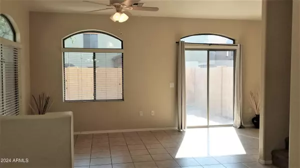 Phoenix, AZ 85022,2150 E BELL Road #1052