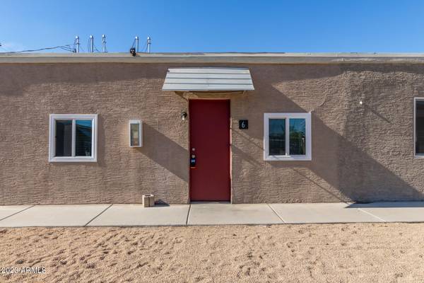 Phoenix, AZ 85009,3601 W MELVIN Street #6