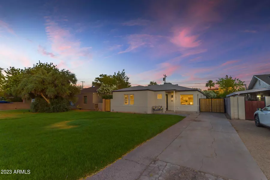 1517 E GRANADA Road, Phoenix, AZ 85006