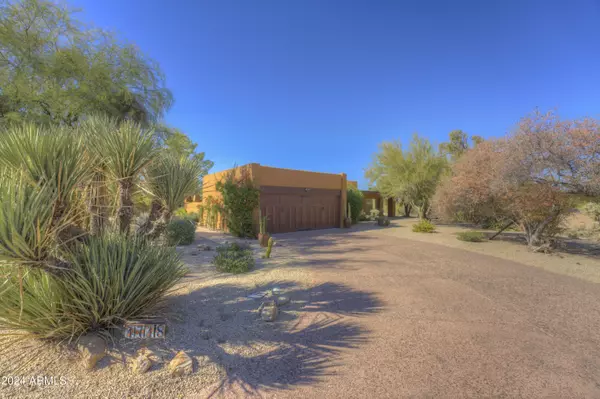 Carefree, AZ 85377,1718 E STAGHORN Lane