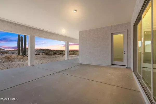 1907 W Brooke Lane, Queen Creek, AZ 85144