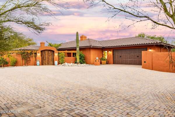 5445 E NEW RIVER Road E, Cave Creek, AZ 85331