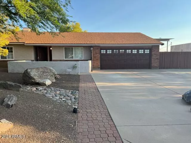 Phoenix, AZ 85032,2846 E VOLTAIRE Avenue