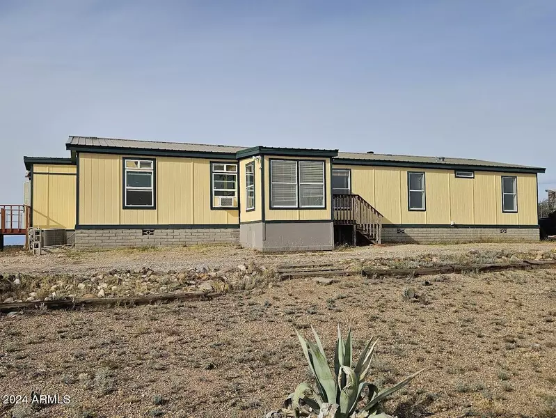 244 W DESERT MEADOW Road, Tombstone, AZ 85638