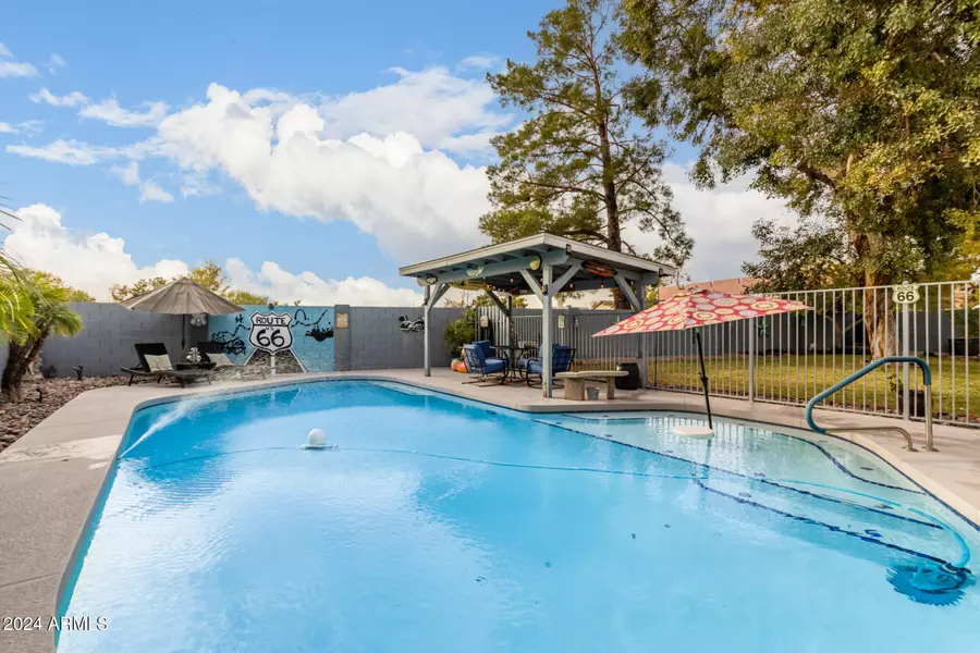 2328 N ROCA Street, Mesa, AZ 85213