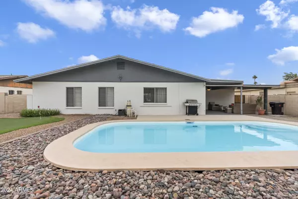 Mesa, AZ 85210,834 W ISABELLA Avenue