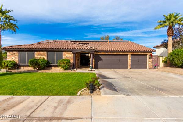 1310 E LYNX Way, Chandler, AZ 85249