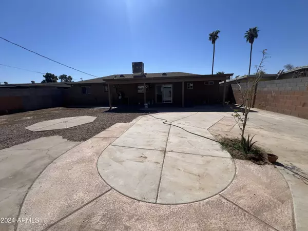 Avondale, AZ 85323,318 W LAWRENCE Boulevard