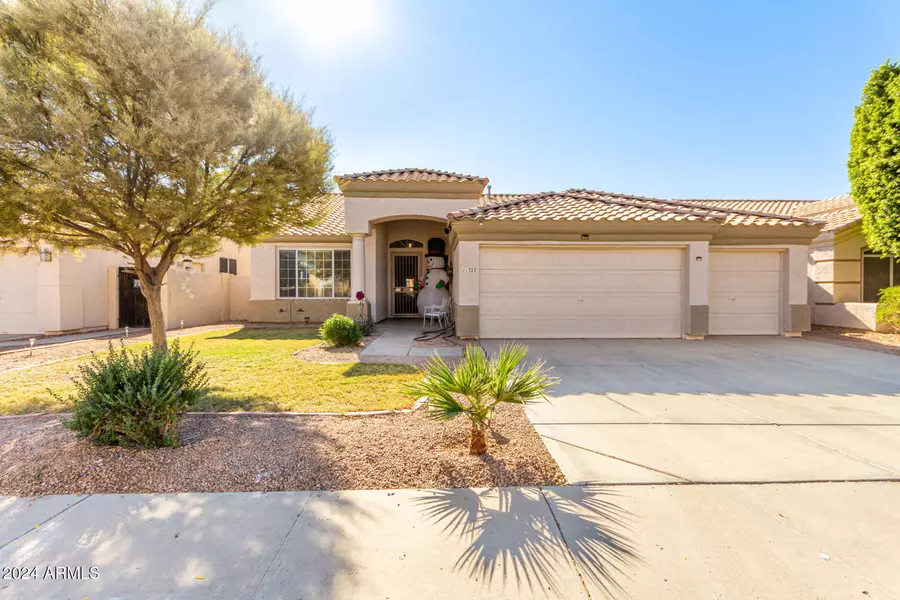 11525 W LAURELWOOD Lane, Avondale, AZ 85392