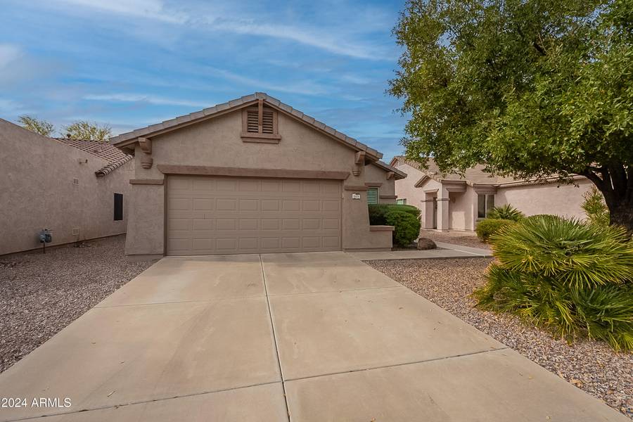 8404 S Thorne Mine Lane, Gold Canyon, AZ 85118