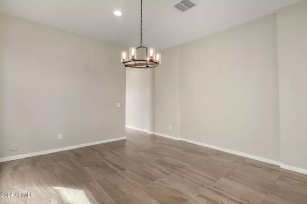 Chandler, AZ 85286,2082 E LANTANA Drive