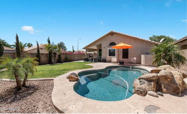 Chandler, AZ 85286,1203 S Pennington Drive