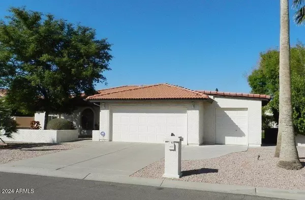 10438 E WATFORD Way, Sun Lakes, AZ 85248