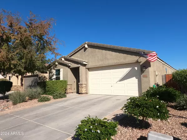 532 W TENIA Trail, San Tan Valley, AZ 85140