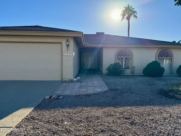 Sun Lakes, AZ 85248,25620 S CLOVERLAND Drive