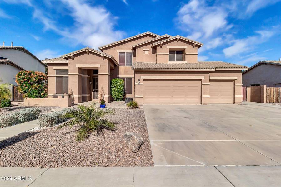 3686 E KIMBALL Road, Gilbert, AZ 85297