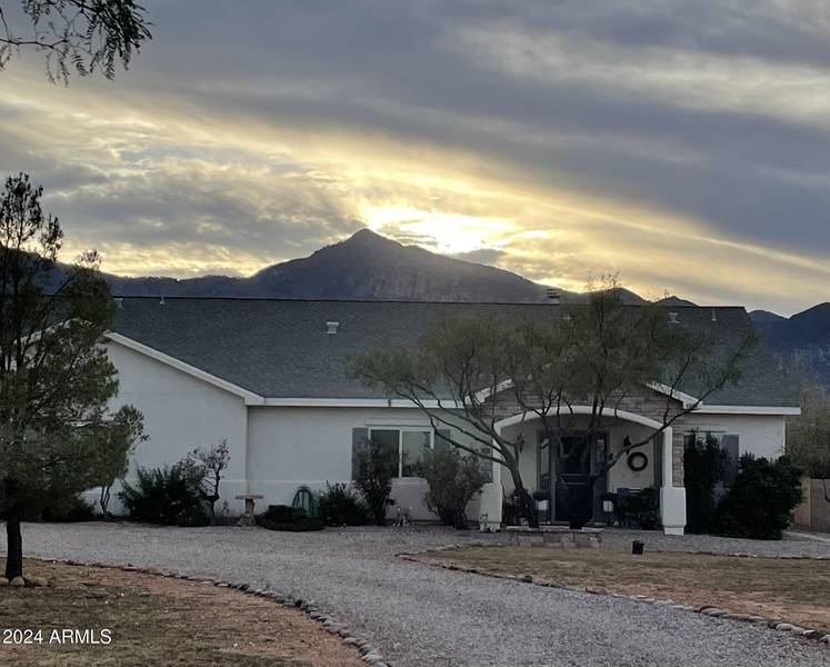 6288 S KINO Road, Hereford, AZ 85615