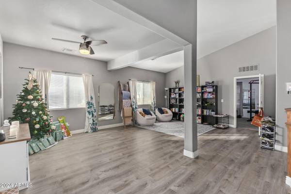 Buckeye, AZ 85326,23559 W WAYLAND Drive