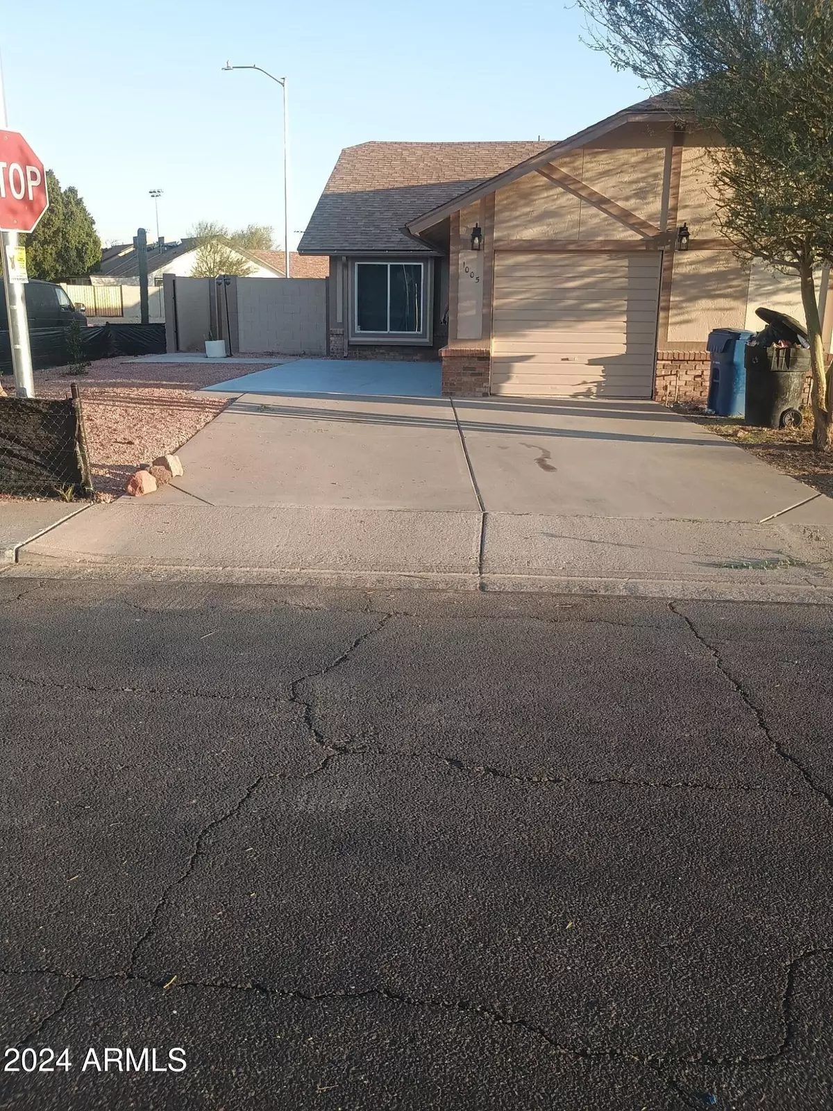 Mesa, AZ 85210,1005 W ELENA Circle