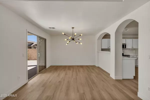 Glendale, AZ 85303,7035 W ROSE Lane