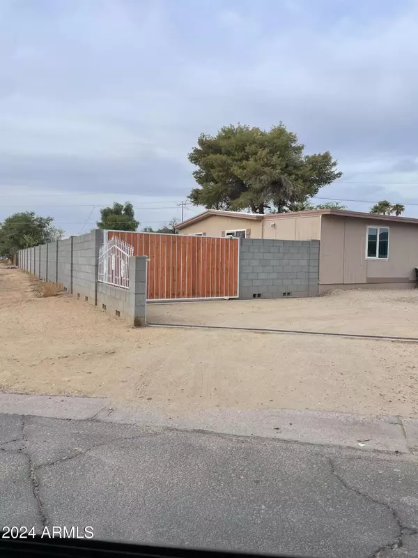 Litchfield Park, AZ 85340,13708 W Claremont Street