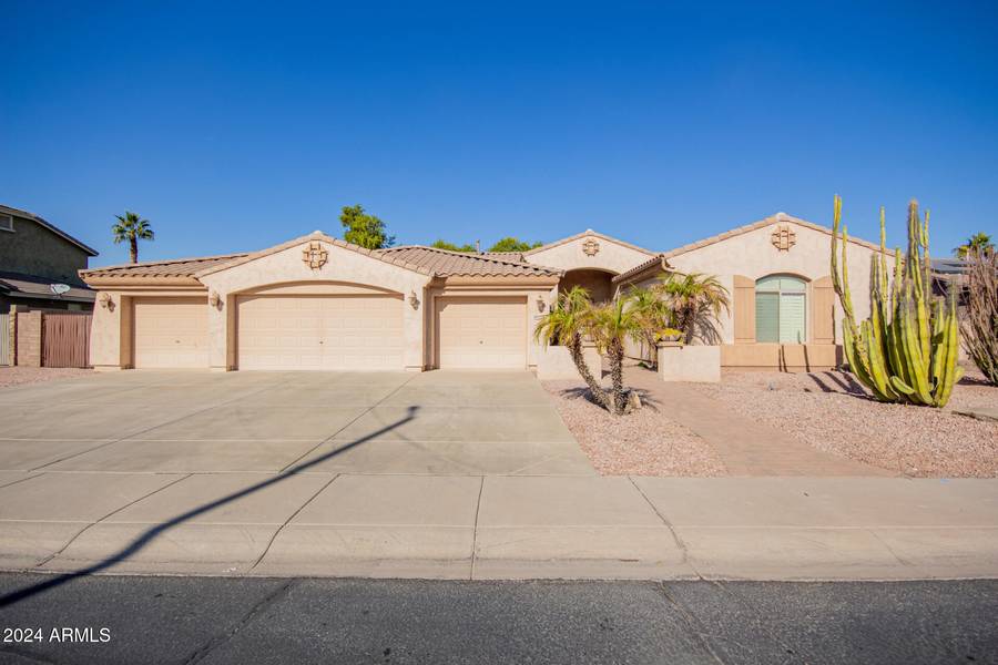 13204 W Palo Verde Drive, Litchfield Park, AZ 85340