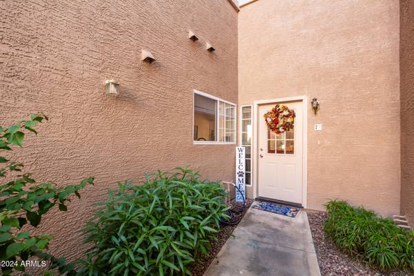 Gilbert, AZ 85234,1633 E LAKESIDE Drive #77