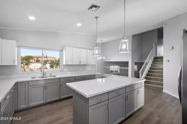 Gilbert, AZ 85296,509 S HONEYSUCKLE Lane