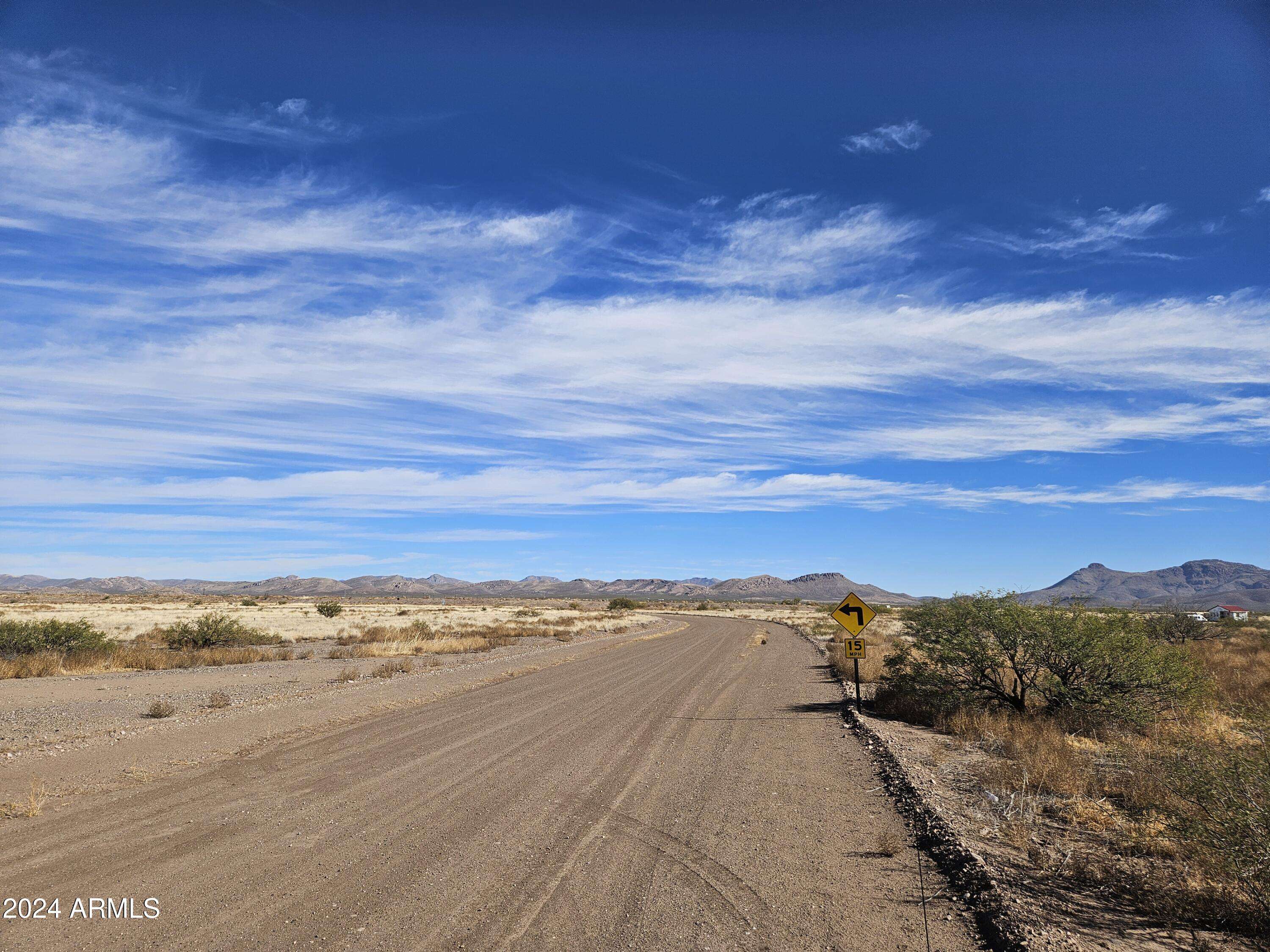 Douglas, AZ 85607,N Santa Paula Drive #637 & 638