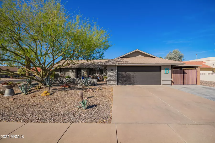 21002 N TOTEM Drive, Sun City West, AZ 85375