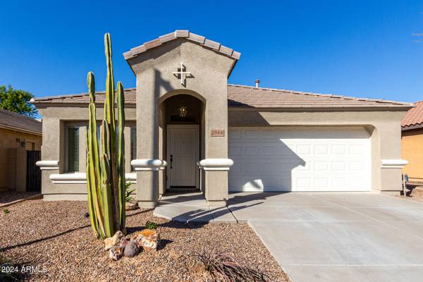 Phoenix, AZ 85024,2944 E SHADY SPRING Trail