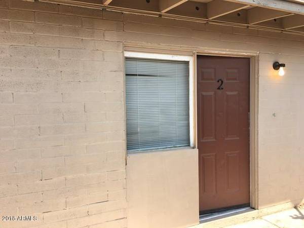 Glendale, AZ 85303,7106 N 68 Avenue #1