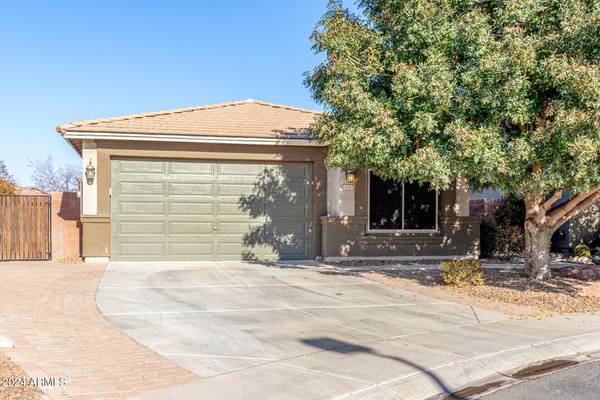 San Tan Valley, AZ 85140,1026 W DOVE TREE Avenue