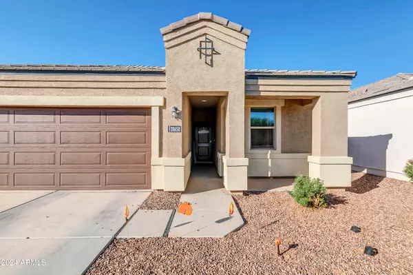 28658 N GEODE Drive, San Tan Valley, AZ 85143