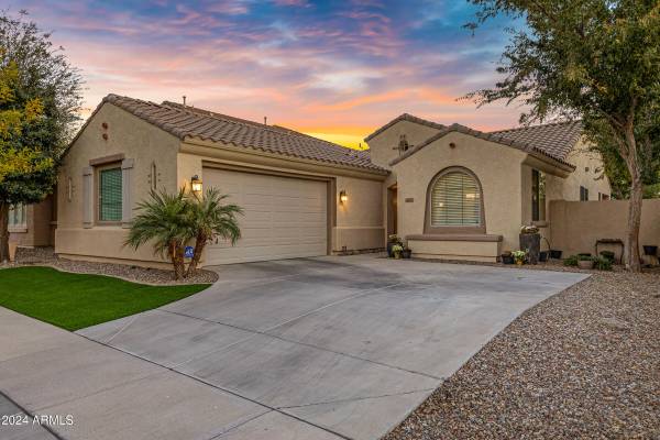 Gilbert, AZ 85297,4741 E TIMBERLINE Road