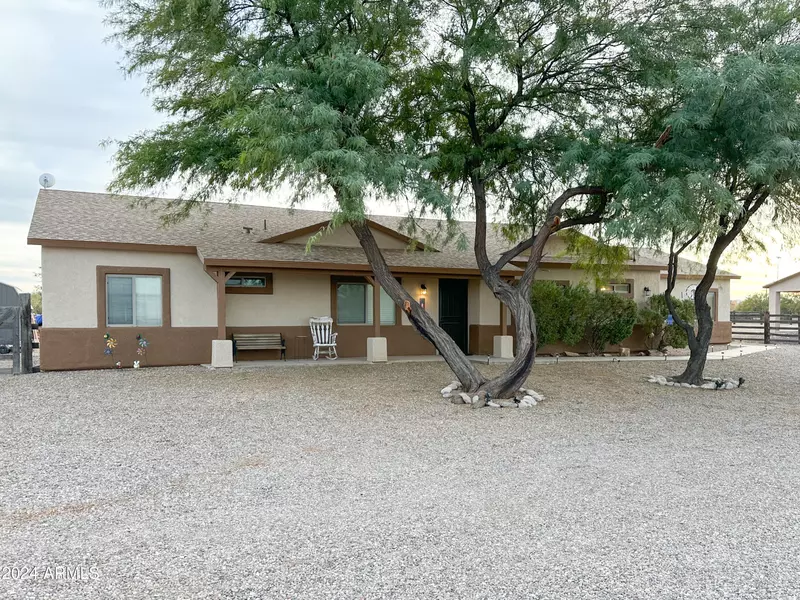 16321 N FERAL Road, Marana, AZ 85653