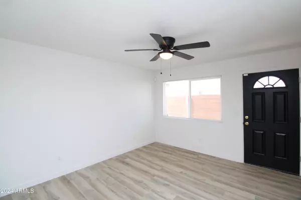 Casa Grande, AZ 85122,745 W McMurray Boulevard #2