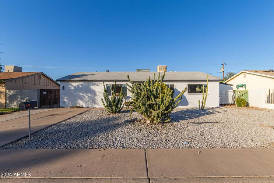 3350 W WETHERSFIELD Road, Phoenix, AZ 85029