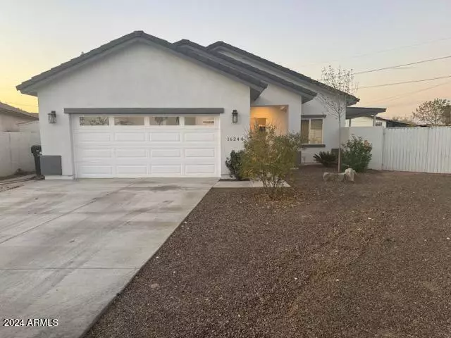 16244 N 27TH Place, Phoenix, AZ 85032