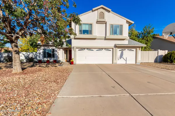 2950 E LAUREL Street, Mesa, AZ 85213