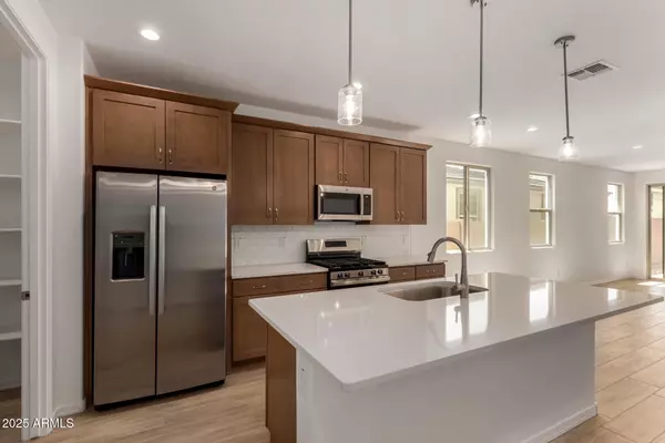 Glendale, AZ 85302,5414 W LAS PALMARITAS Drive