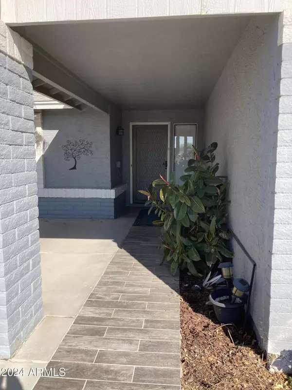 Mesa, AZ 85208,903 S 78TH Place