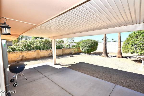 Sun City West, AZ 85375,17642 N WHISPERING OAKS Drive