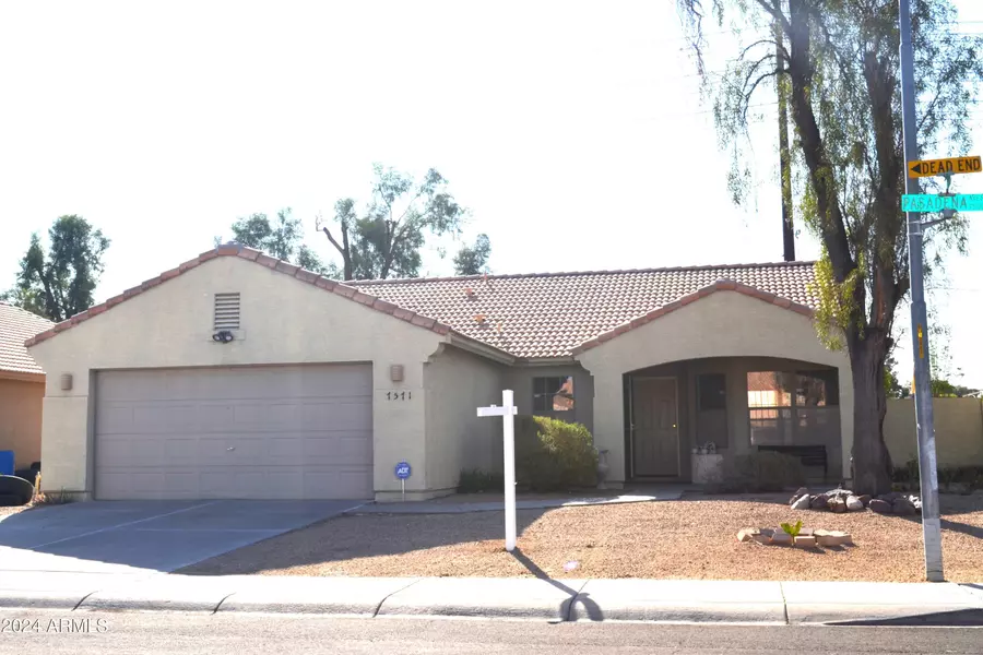 7571 W PASADENA Avenue, Glendale, AZ 85303