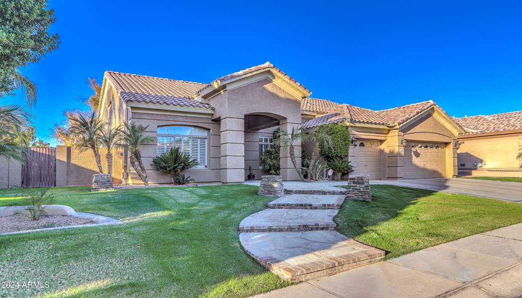 3762 S ROSEMARY Drive, Chandler, AZ 85248