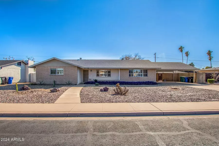 941 E 10TH Place, Mesa, AZ 85203