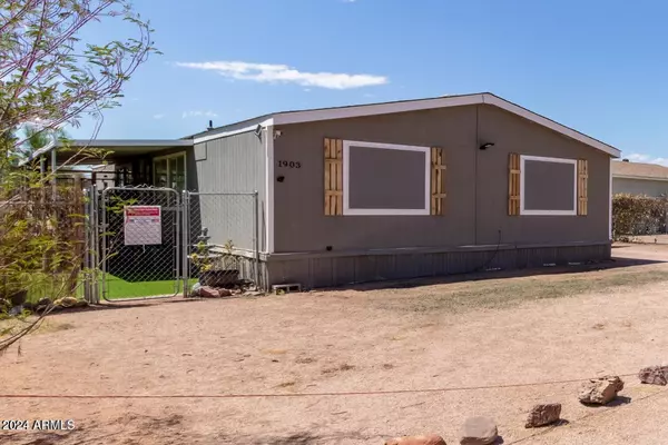 1903 W SHIPROCK Street, Apache Junction, AZ 85120