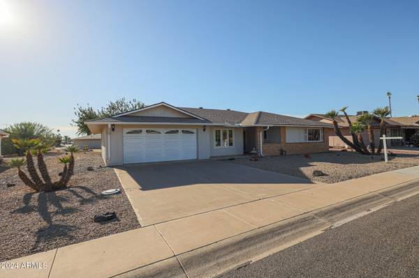 Sun City West, AZ 85375,18010 N 135th Drive