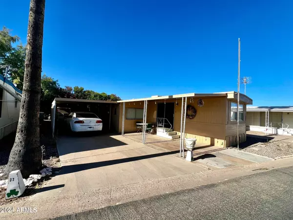 Mesa, AZ 85208,25 S 102nd Street #32